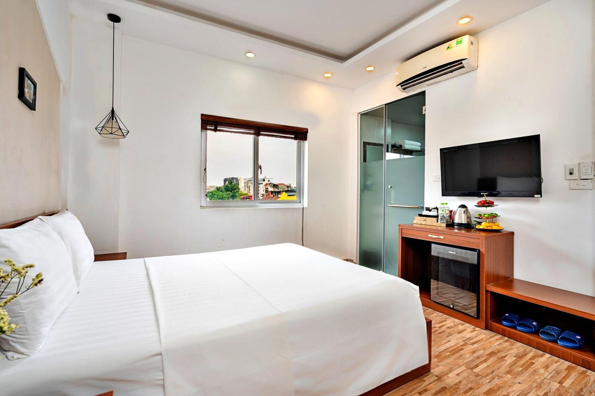 Serene Hotel Hanoi Exterior photo