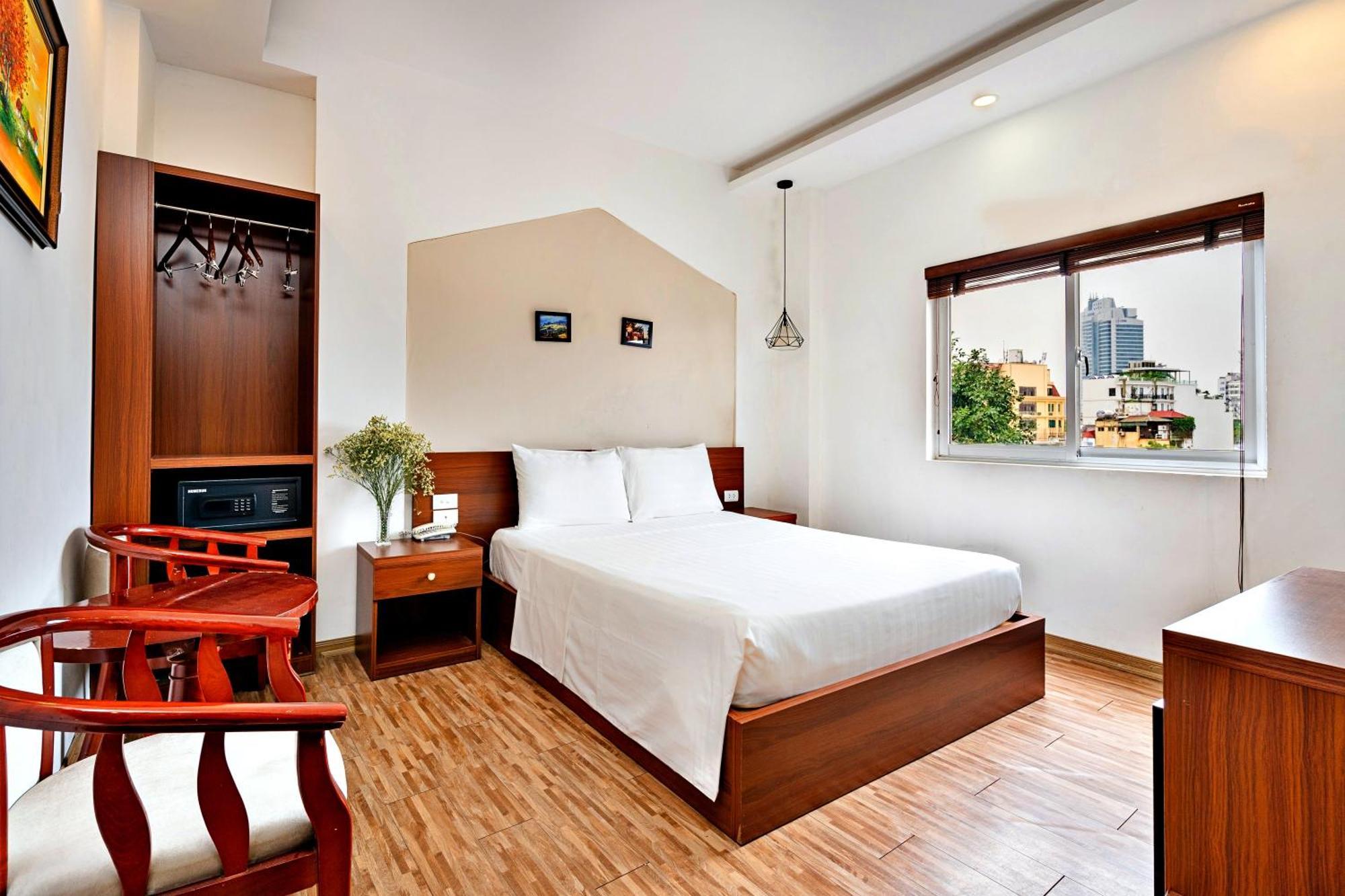 Serene Hotel Hanoi Exterior photo