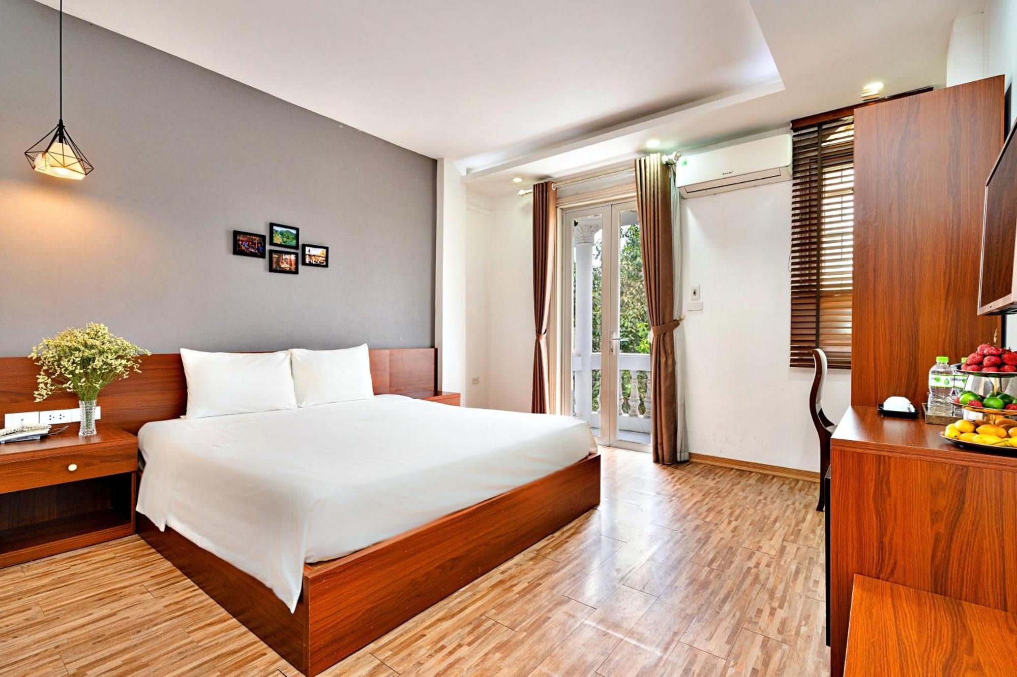 Serene Hotel Hanoi Exterior photo