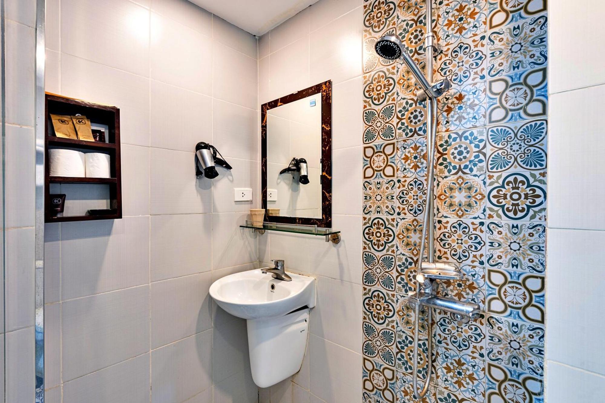 Serene Hotel Hanoi Room photo