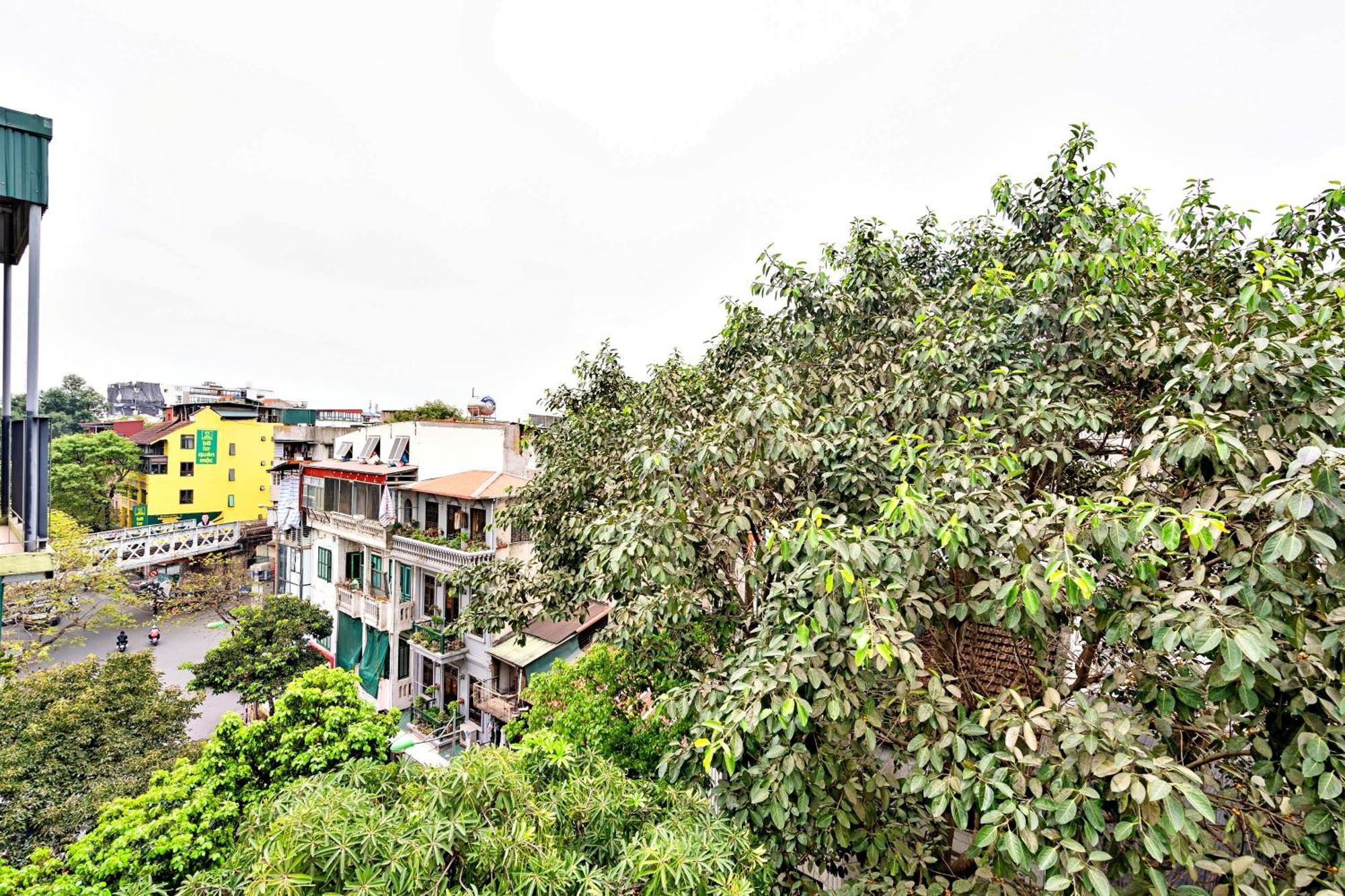 Serene Hotel Hanoi Exterior photo
